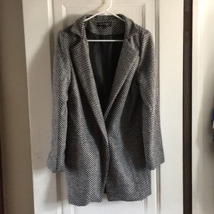 A perfect jacket to wear with pants and jeans,